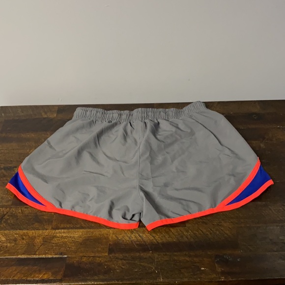 Under Armour running shorts - Picture 4 of 4